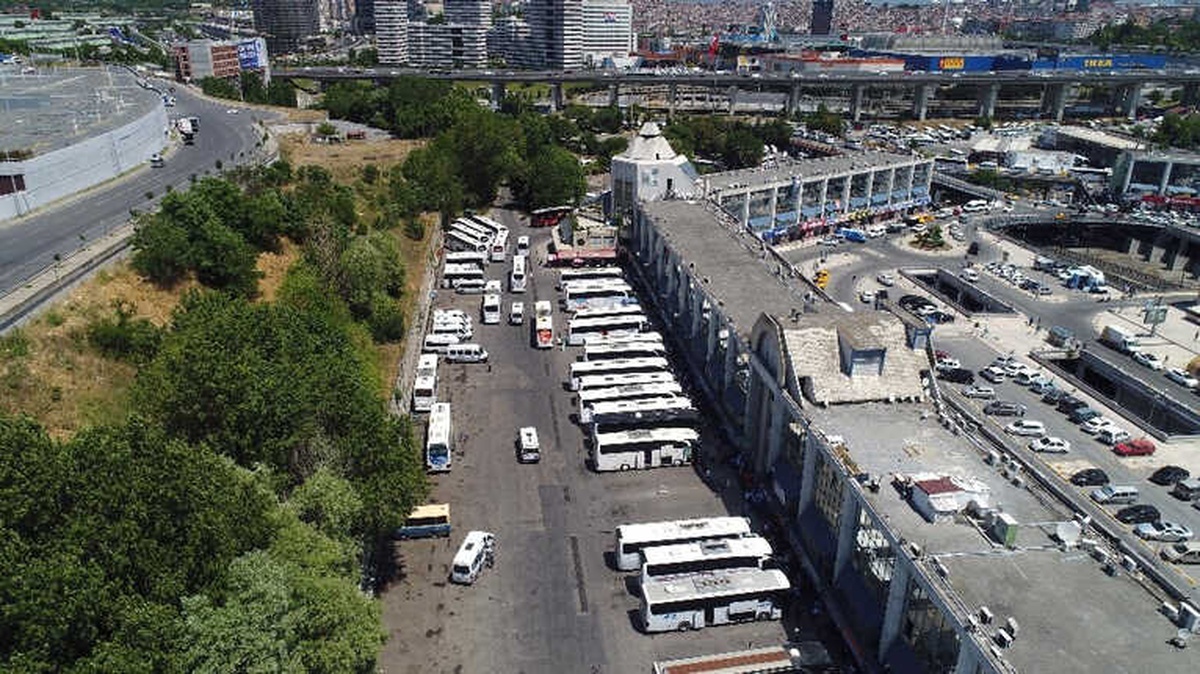 15 Temmuz Demokrasi Otogarı\'nda Bayram Yoğunluğu Havadan Görüntülendi