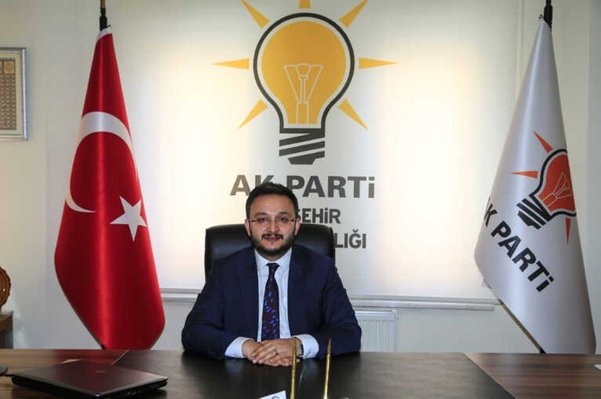 AK Parti İl Başkanı Yanar, Nevşehirli Vatandaşların Bayramını Kutladı