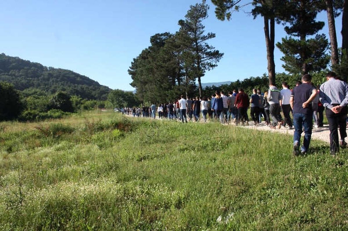 Akyazı\'da 300 Fidan Toprakla Buluştu