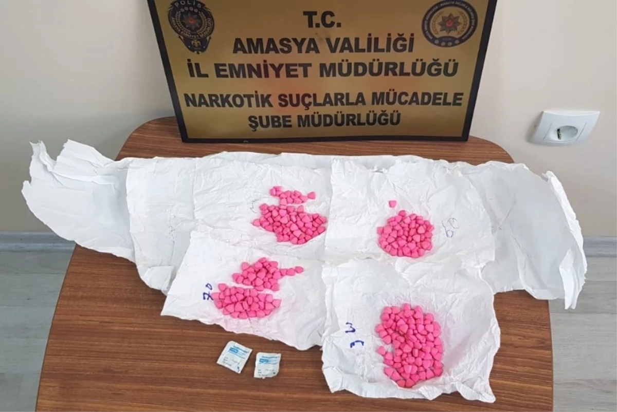 Amasya\'da Operasyonda 297 Uyuşturucu Hap Ele Geçirildi