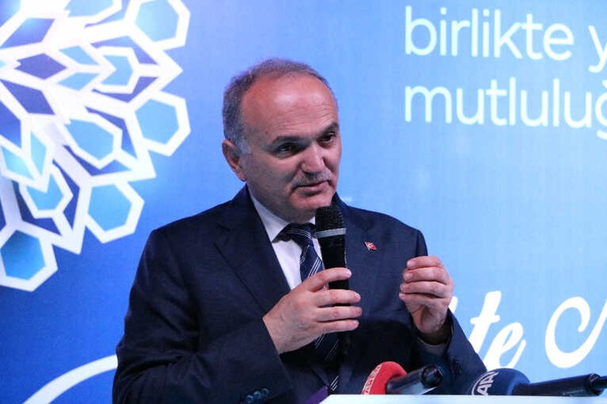 Bakan Özlü: "Türkiye\'nin Tek Açığı Var Orada Teknoloji Açığıdır"