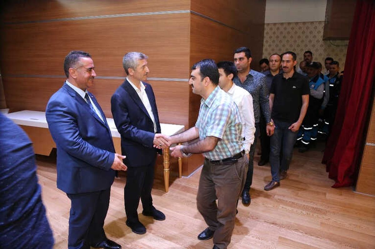 Başkan Tahmazoğlu, Personelleriyle Bayramlaştı