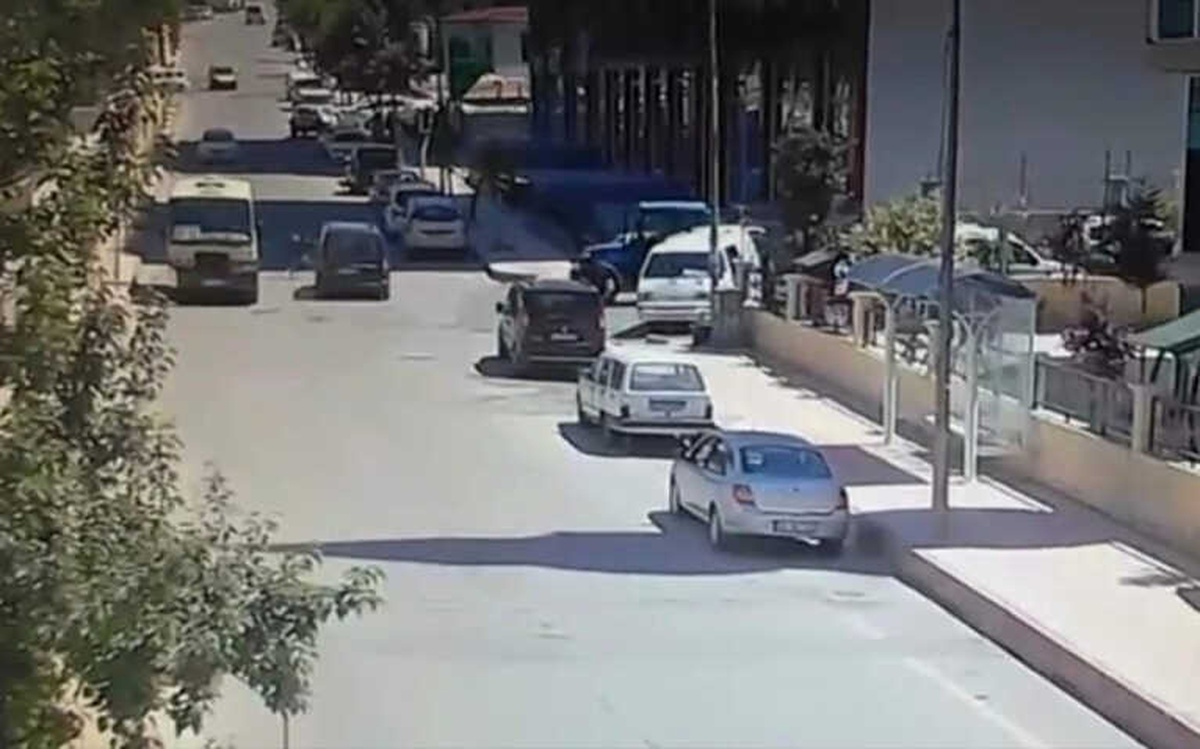 Dikkatsiz Yaya Kazaya Neden Oldu: 1 Yaralı