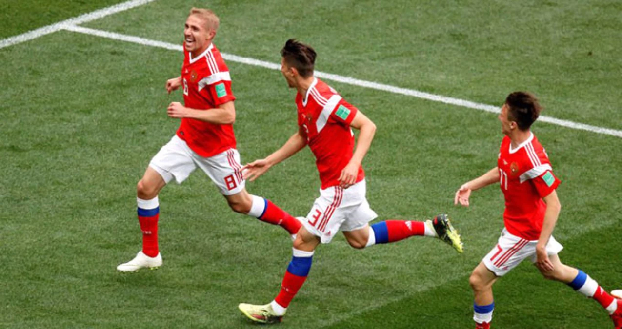 Dünya Kupası Açılış Maçında Rusya, Suudi Arabistan\'ı 5-0 Yendi