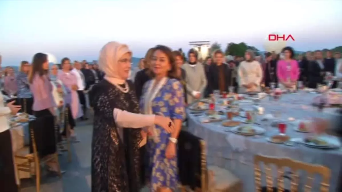 Emine Erdoğan\'dan Kadınlar Onuruna İftar