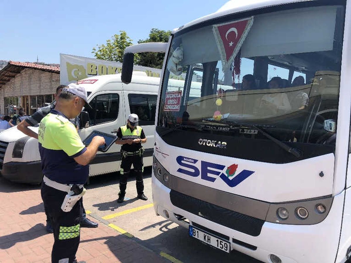 Emniyet Kemerleri Tek Tek Kontrol Edildi