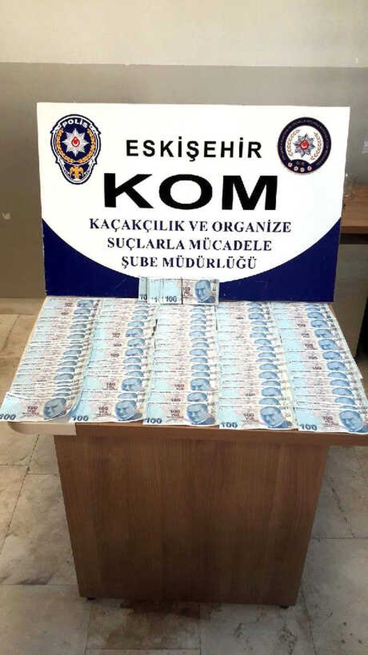 Eskişehir\'de Sahte Parayla Yakalanan 2 Kardeş Gözaltında