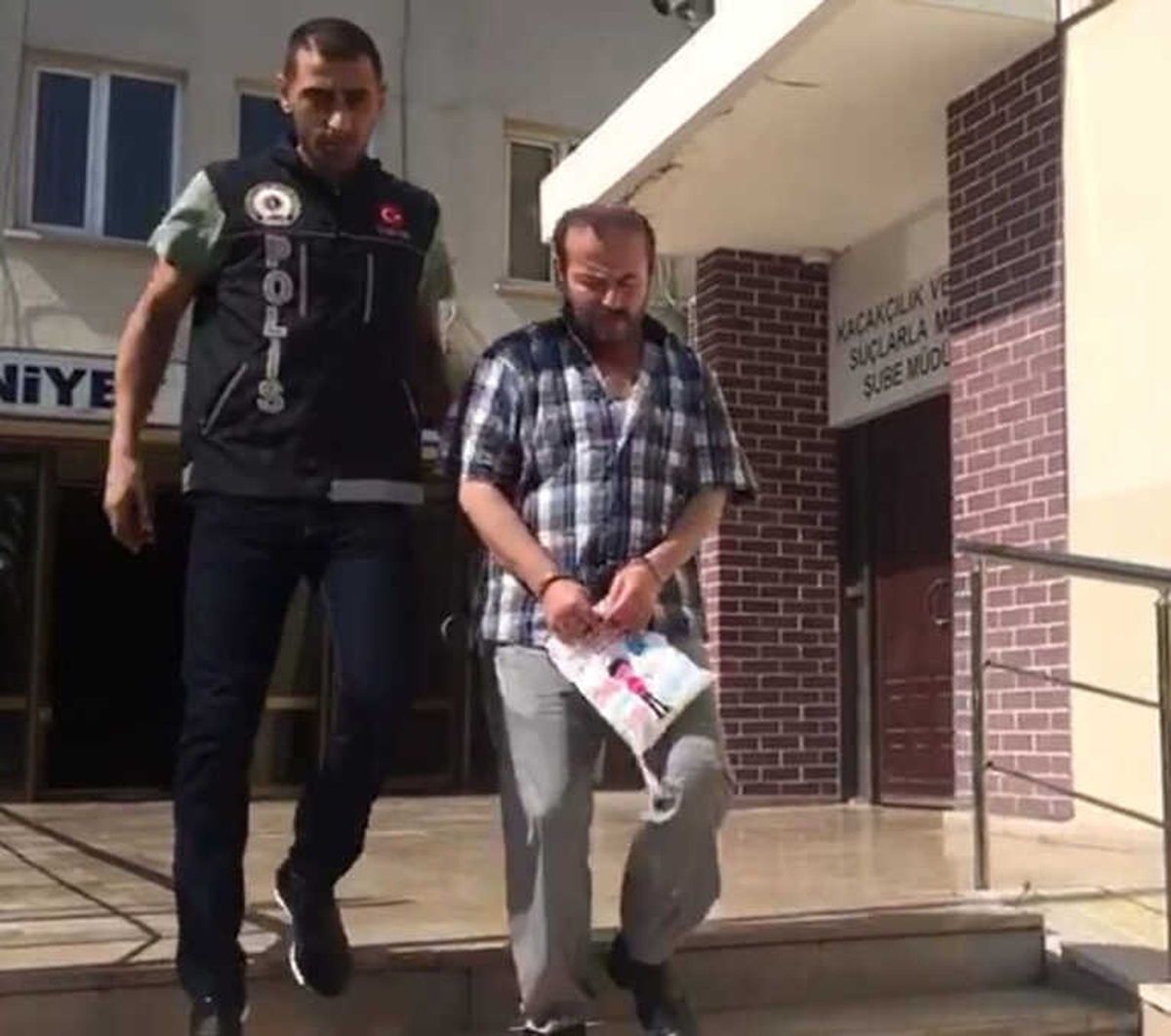 Hastanede Çalışan Memur Uyuşturucu Ticaretinden Yakalandı