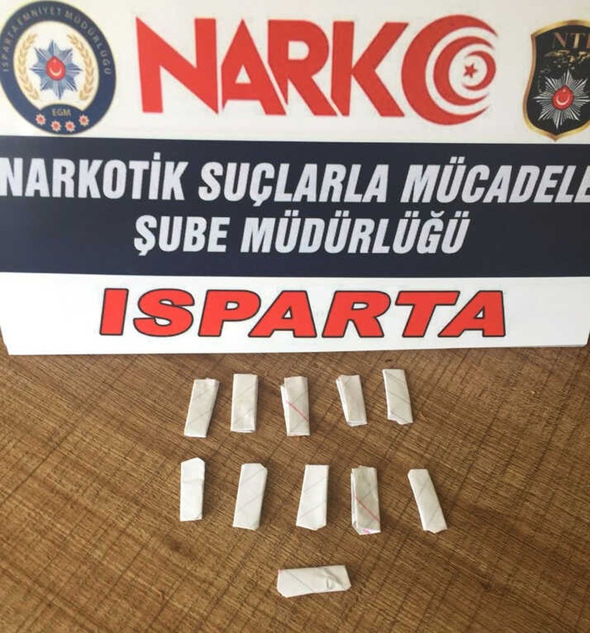 Isparta\'da Satışa Hazır 11 Paket Eroin Ele Geçirildi