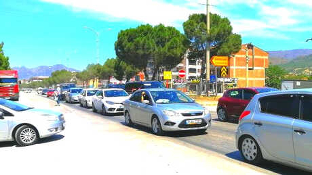 İstanbul-Samsun D-100 Karayolunda Trafik Yoğunluğu
