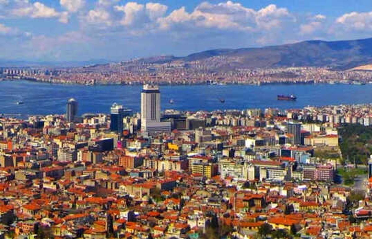 İzmir Konut Metrekare Fiyat Artışında İstanbul\'u Solladı