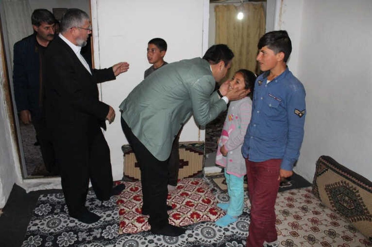 Kaymakam Dundar, Kibar Ailesiyle İftar Açtı