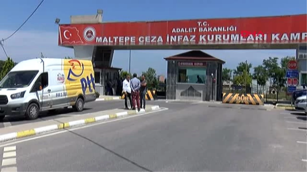 Kemal Kılıçdaroğlu, Enis Berberoğlu\'nu Ziyaret Etti