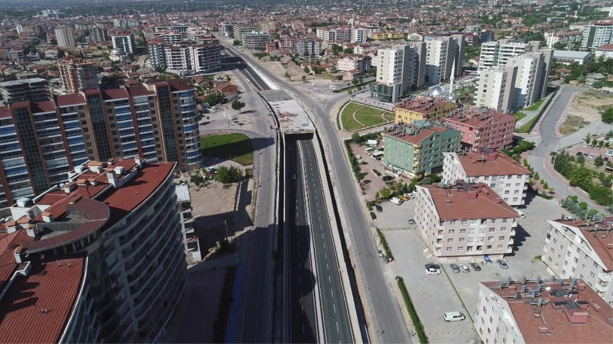 Konya\'da 4 Yeni Köprülü Kavşaktan Alttan Geçiş Verildi