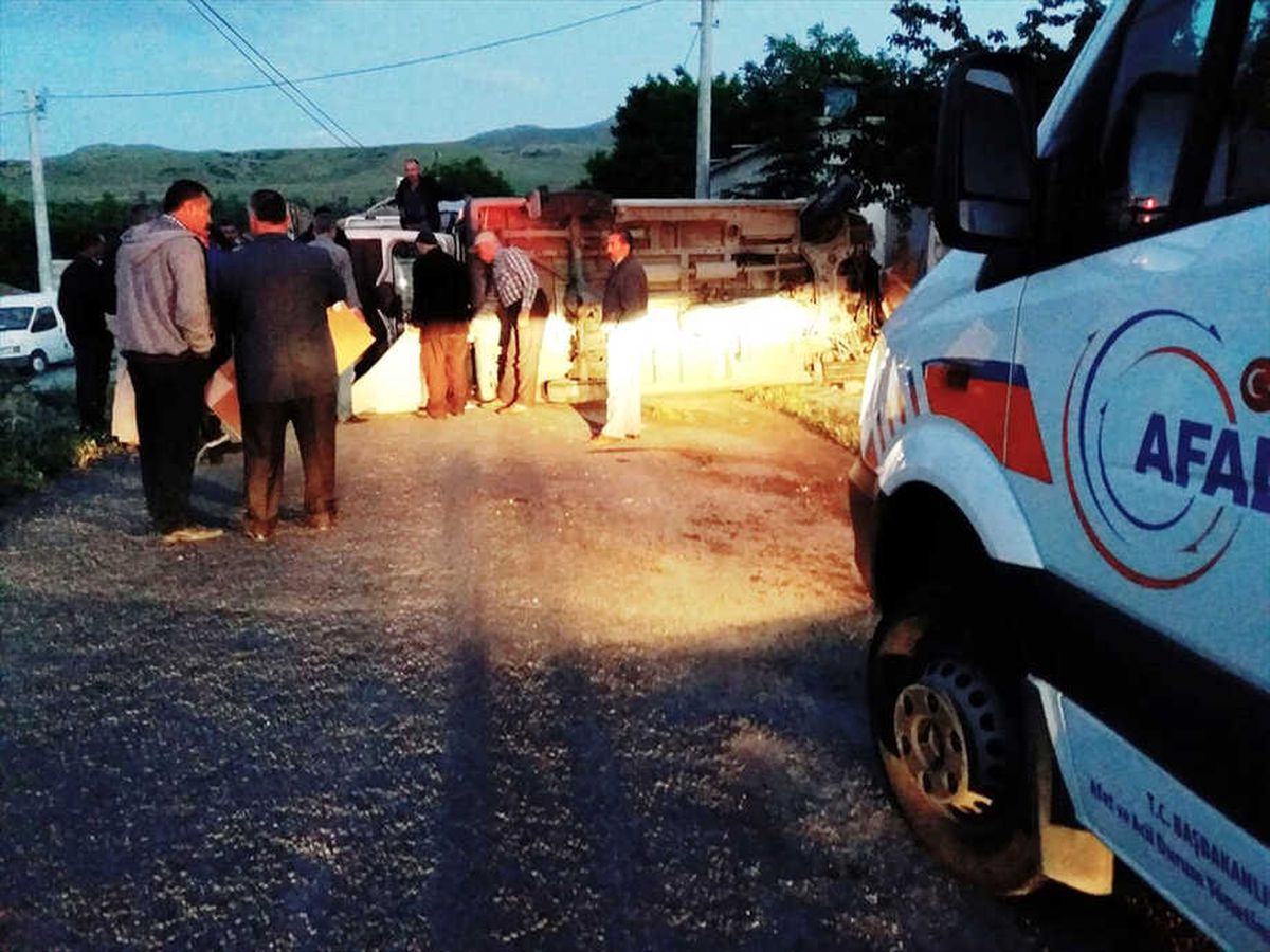 Niğde\'de Trafik Kazası: 4 Yaralı