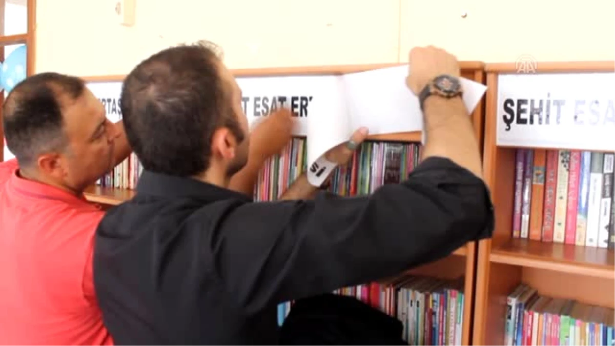 Postacılar Oluşturdukları Kütüphaneye Şehidin Adını Verdi - Kırşehir