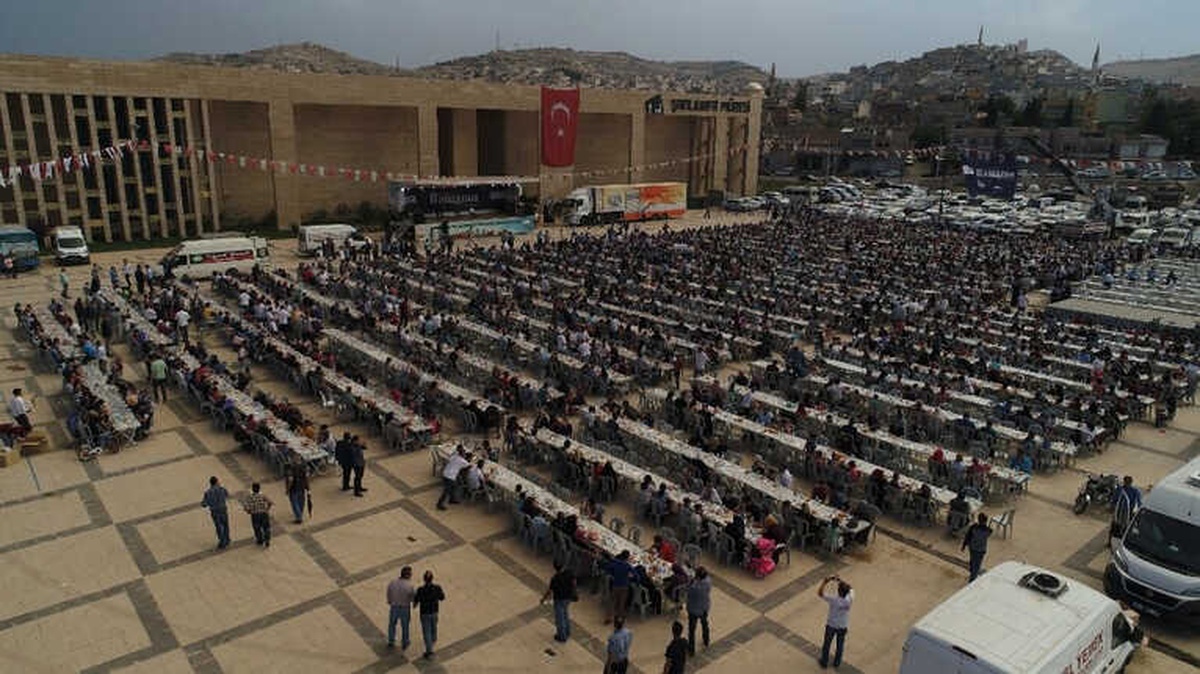 Şanlıurfa\'da Büyükşehir Belediyesi ile Ramazan Ayı Etkinliklerle Geçti