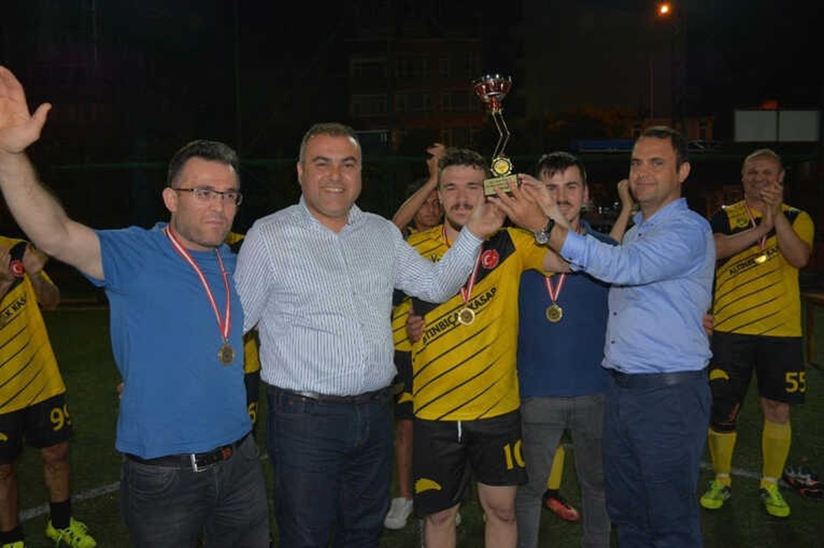 Şehidin Anısına Furbol Turnuvası Düzenlendi