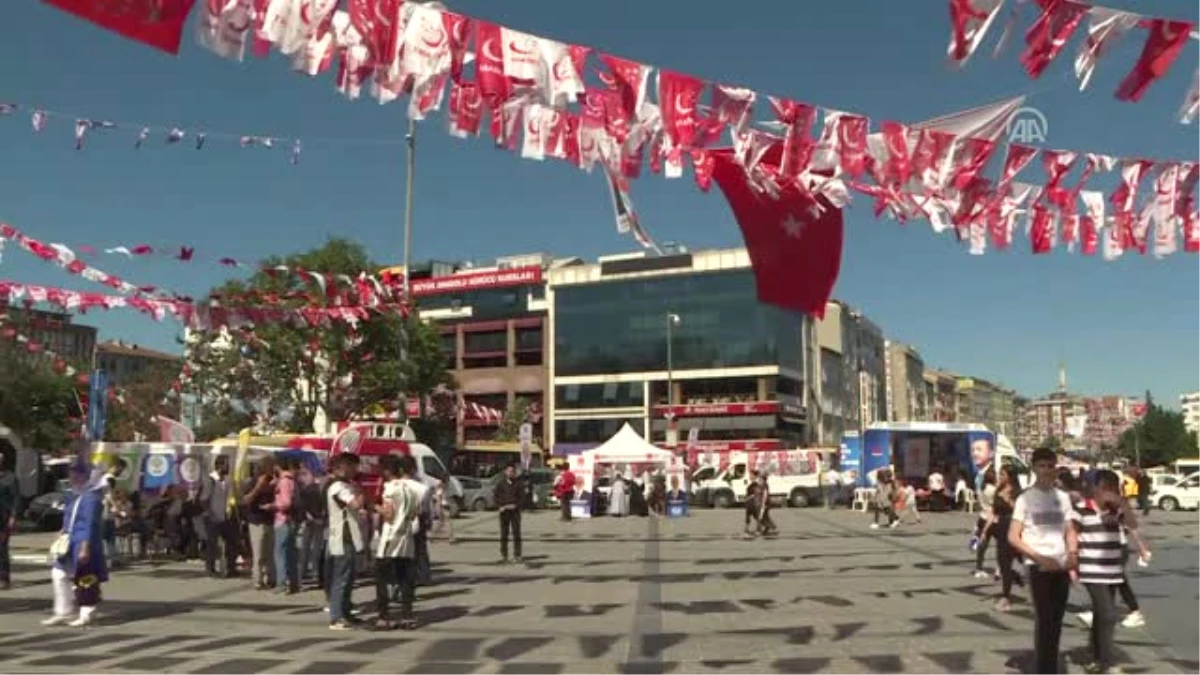 Türkiye\'de Seçimler Öncesi Demokrasi Festivali