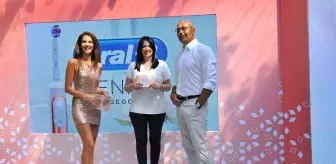 Ünlü İsimler Oral-B Genius Rose Gold Davetinde Buluştu