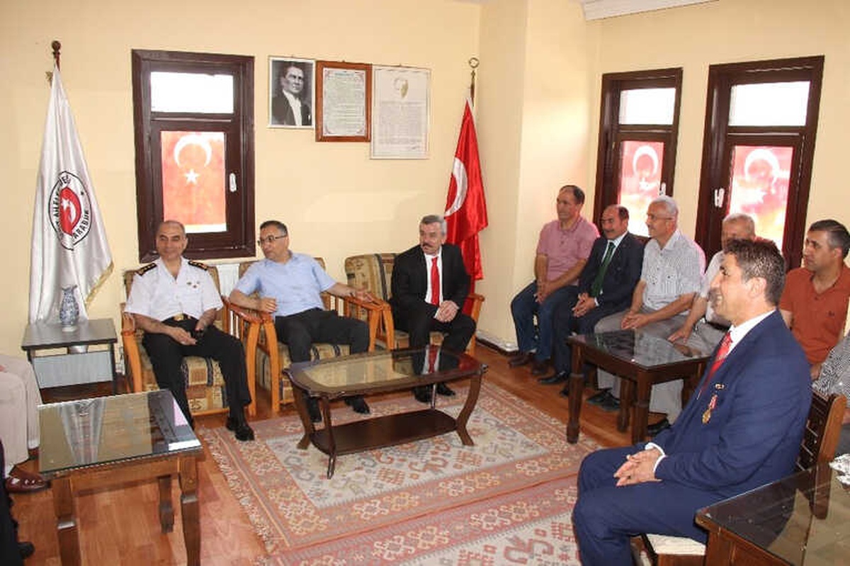 Vali Çeber, Şehit ve Gazi Derneklerini Ziyaret Etti