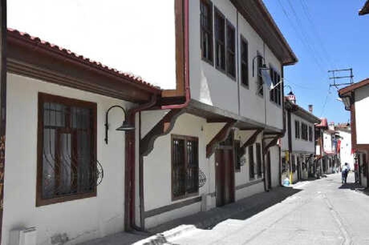 Vezirköprü\'de Tarihi Evlerin Restorasyonu Tamamlandı