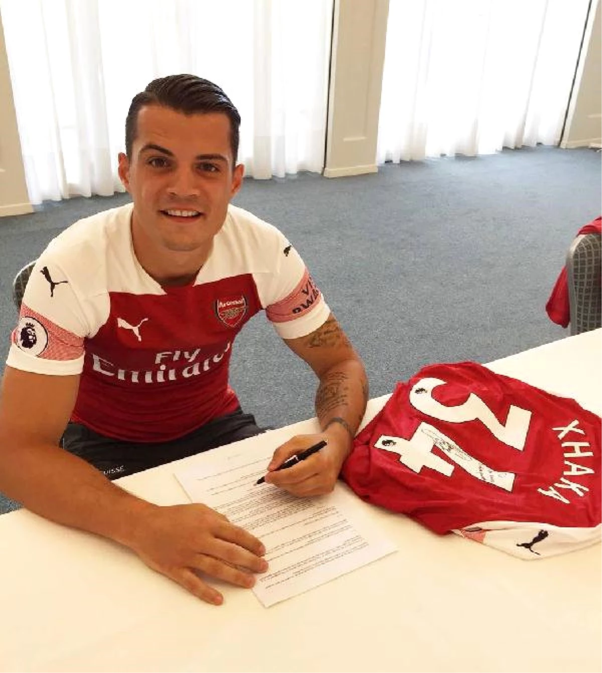 Arsenal, Xhaka ile Sözleşme Yeniledi