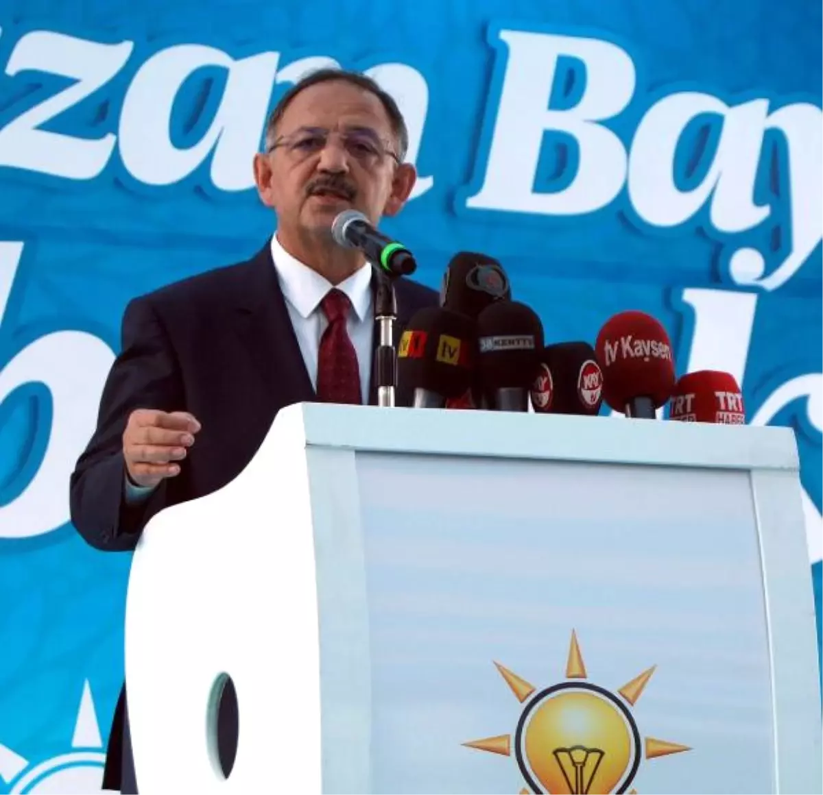 Bakan Özhaseki: Barış, Demokrasi Diyorlar Ama, Ellerinde Silahlar Var (2)