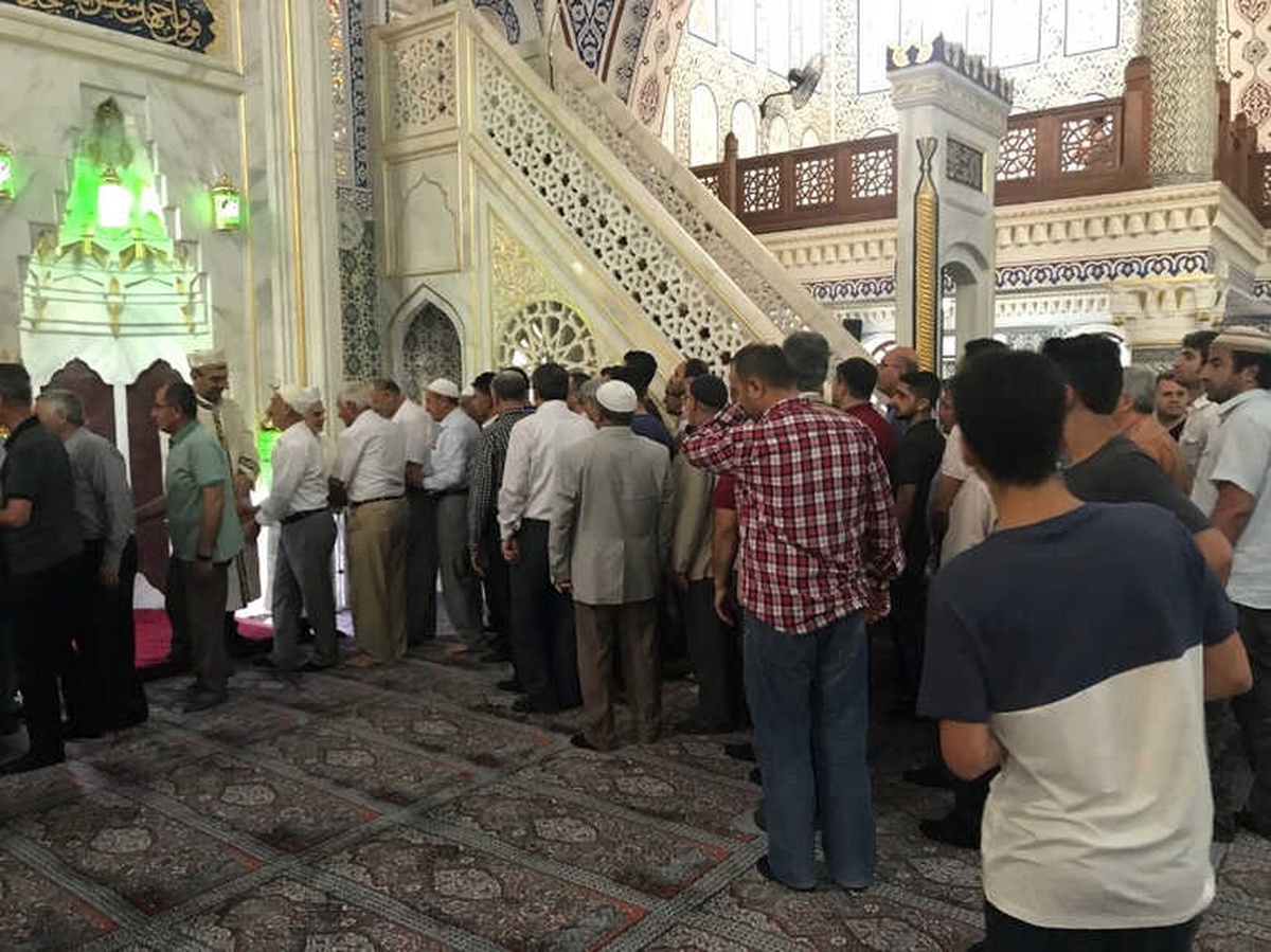 Bayram Namazında Camiler Doldu Taştı