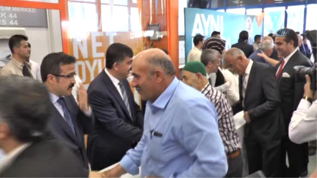 Gaziantep\'te Bayramlaşmaya Adalet Bakanı Abdülhamit Gül\'de Katıldı