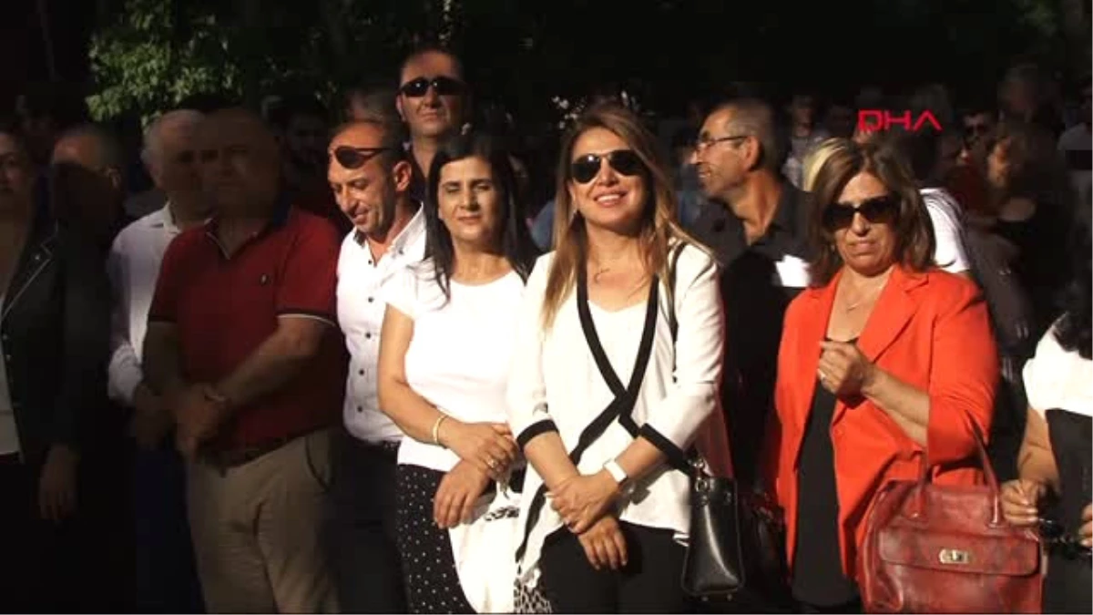 İzmir CHP İzmir\'de Bayramlaşma Töreni Yapıldı