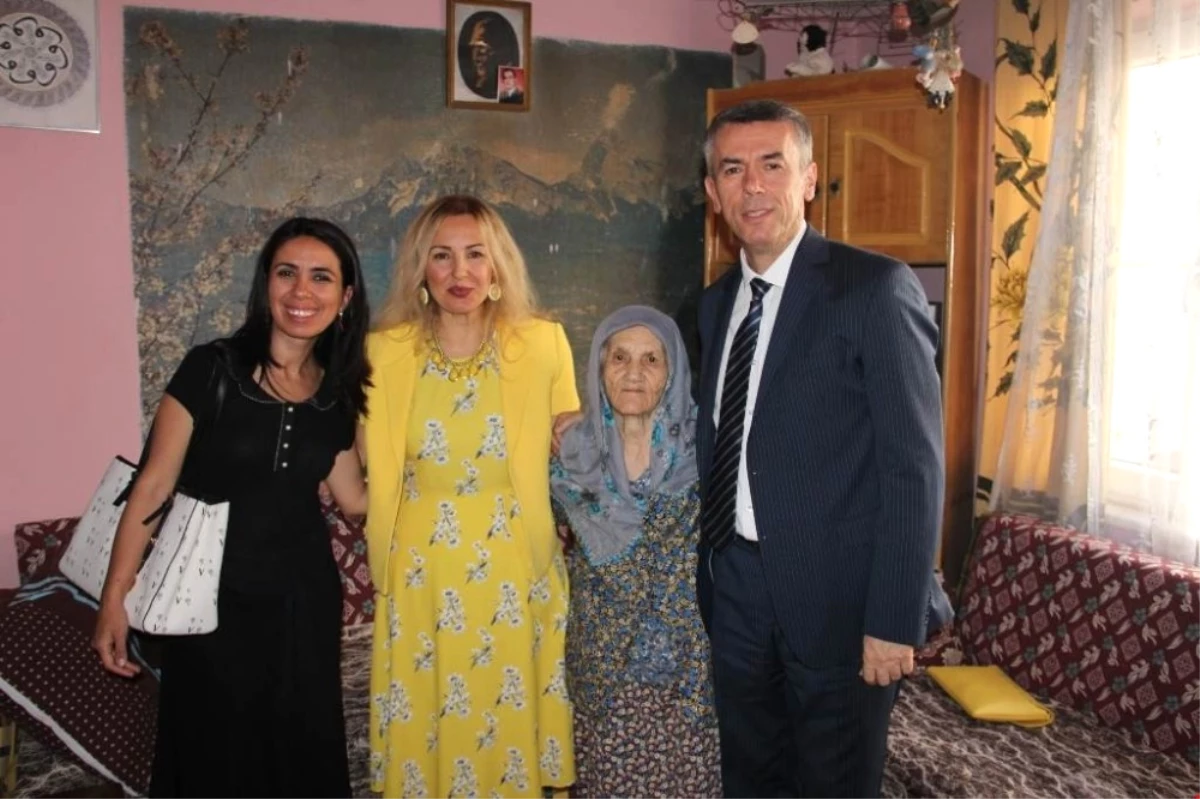 Kaymakam Sırmalı\'dan Şehit Ailelerine Ziyaret