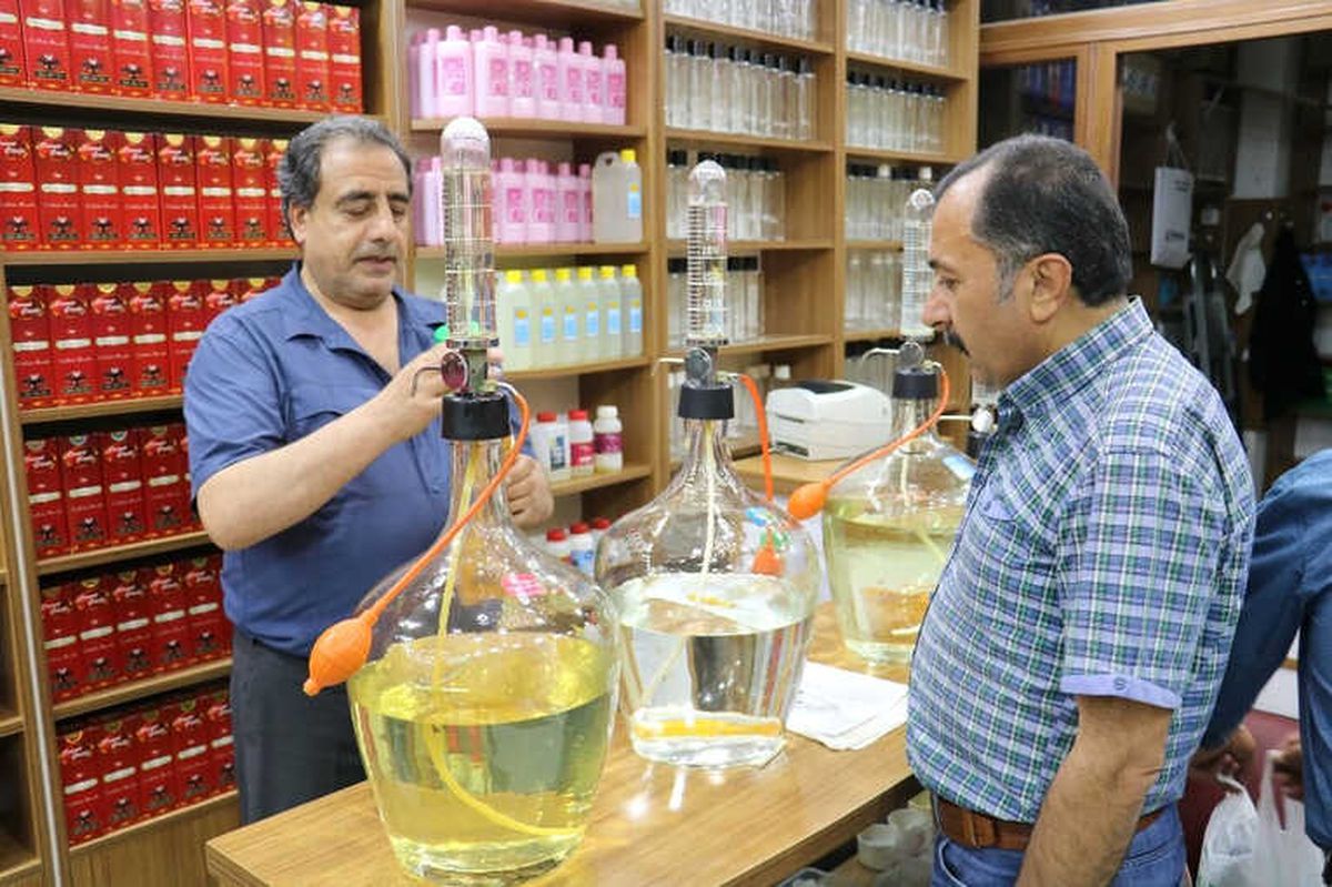 Kolonya İkram Edeyim Derken Kör Etmeyin