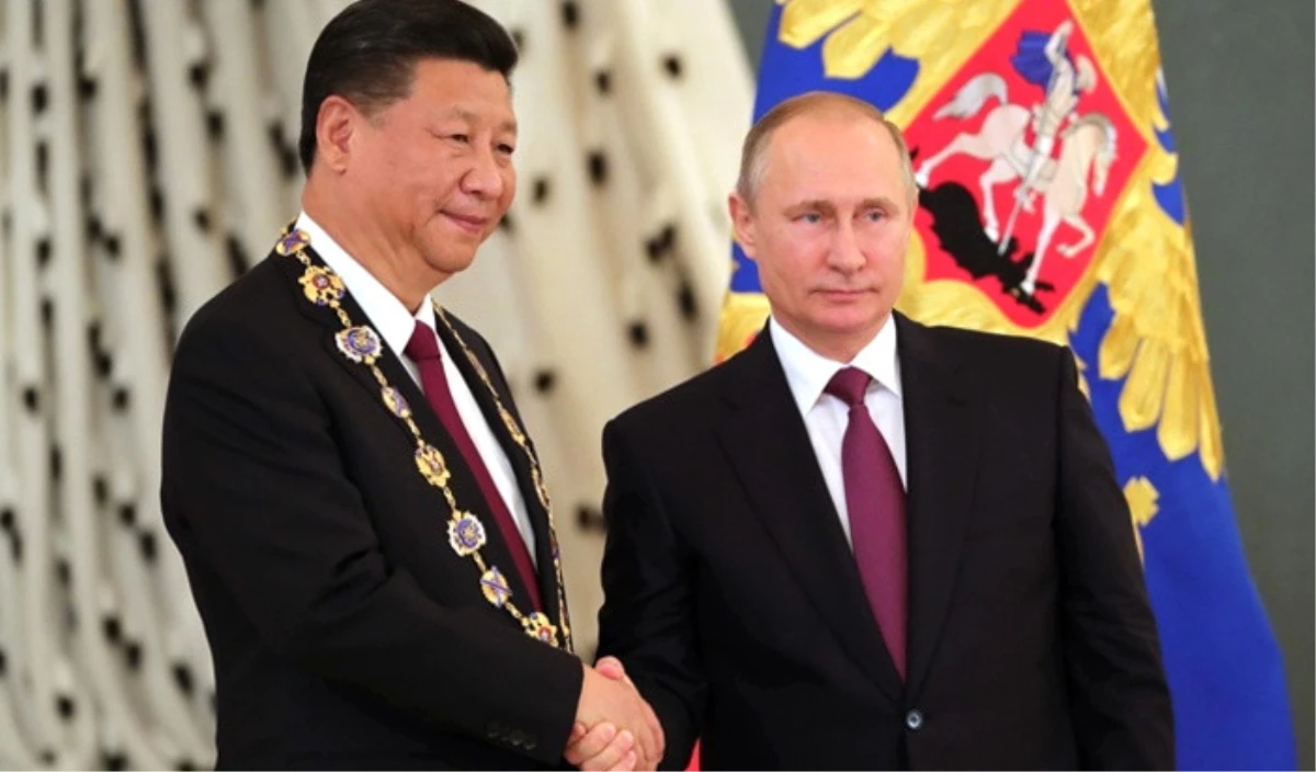 Putin ve Cinping Telefonda Görüştü