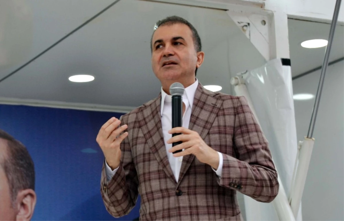AB Bakanı Çelik Kozan\'da Bayramlaşma Törenine Katıldı