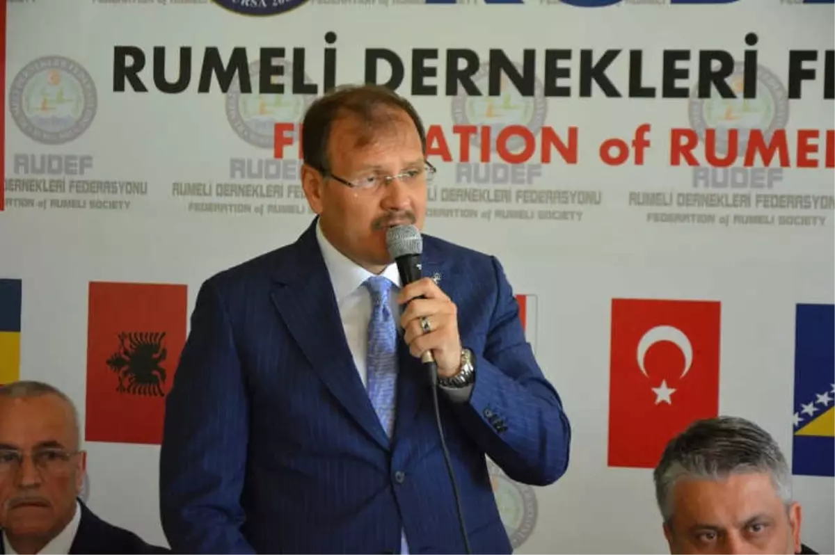 Başbakan Yardımcısı Hakan Çavuşoğlu: "Özgürlük Özgürlük Demekle Özgürlük Olmaz"