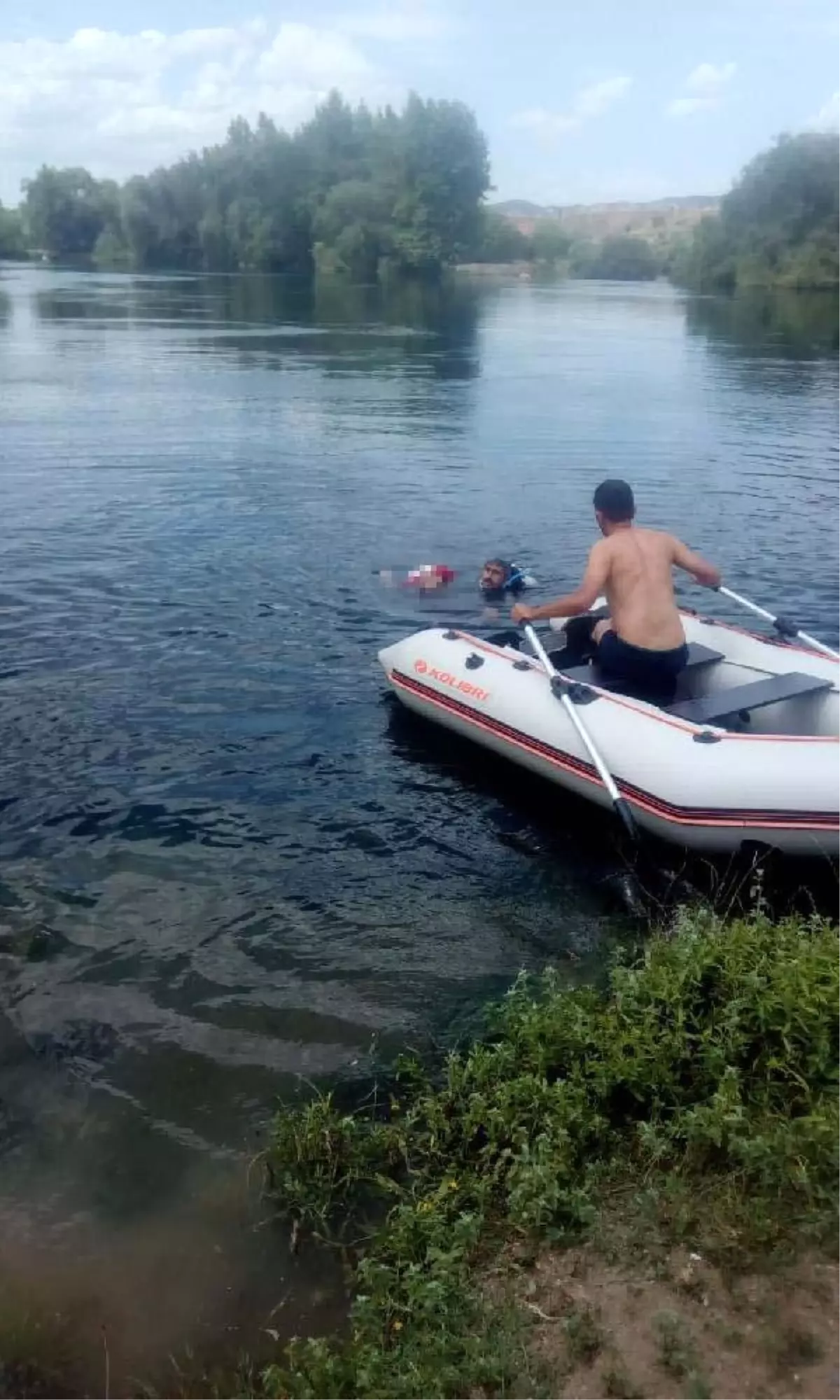 Fotoğraf Çekinirken Kızılırmak\'a Düşen Genç Kadın Boğuldu