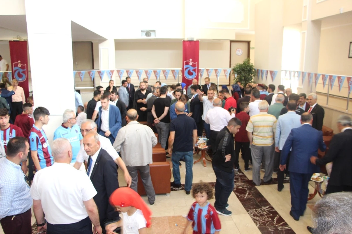 Trabzonspor\'da Bayramlaşma Töreni Düzenlendi