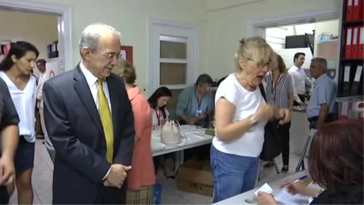 Yunanistan\'da Seçimler İçin Oy Kullanma İşlemi Başladı
