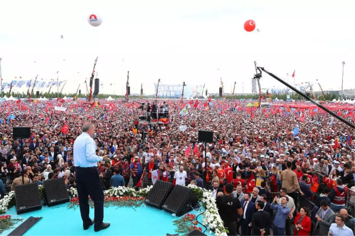 AK Parti\'nin İstanbul Mitingine Kaç Kişi Katıldı ?