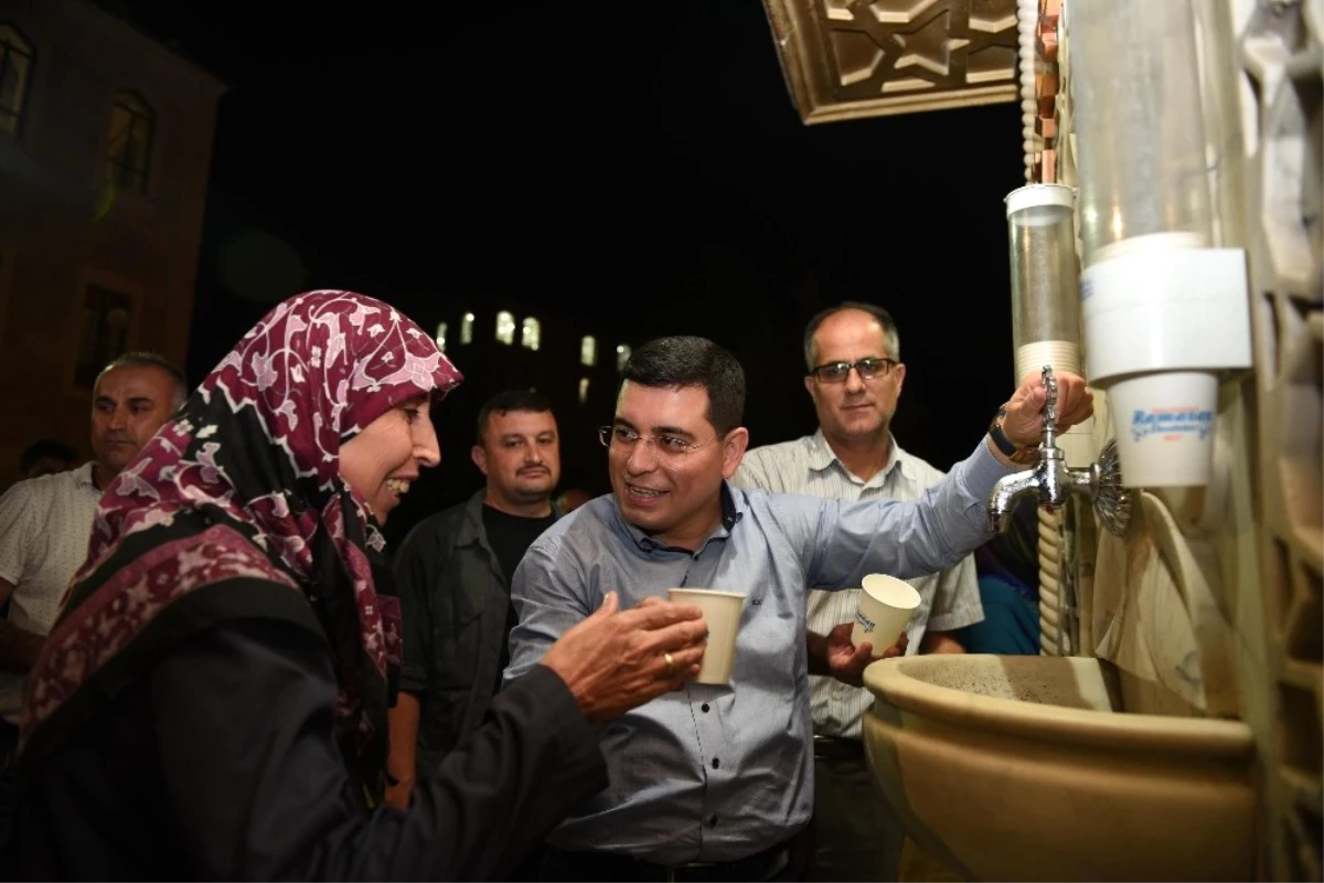 Başkan Tütüncü, Ramazan\'da Bin Evi Ziyaret Ederek, Vatandaşlarla Bir Araya Geldi