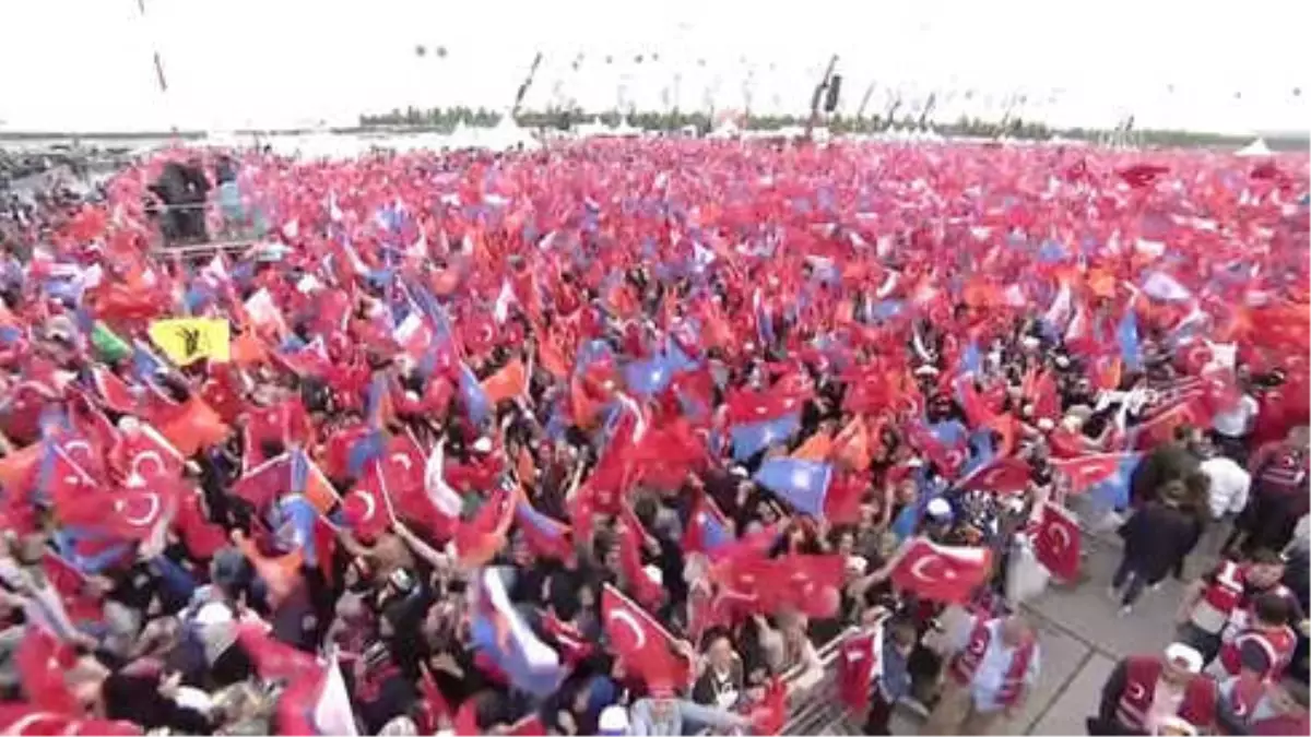 Cumhurbaşkanı Erdoğan, Helikopterle Yenikapı\'ya Geldi - İstanbul