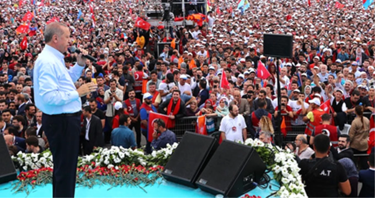Erdoğan, Yenikapı\'daki Dev Mitingde İnce\'ye Yüklendi: Öyle Soydular, Böyle Soydular, Bu Ne Hayasızlık