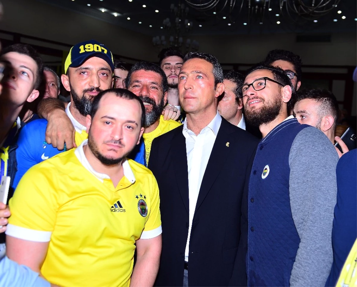 Fenerbahçe\'de Bayramlaşma Töreni Yapıldı