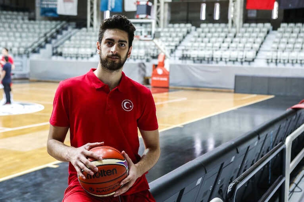 Furkan Korkmaz: "Nba\'de Yeniden Forma Giyerek Yükselişe Geçeceğime İnanıyorum"