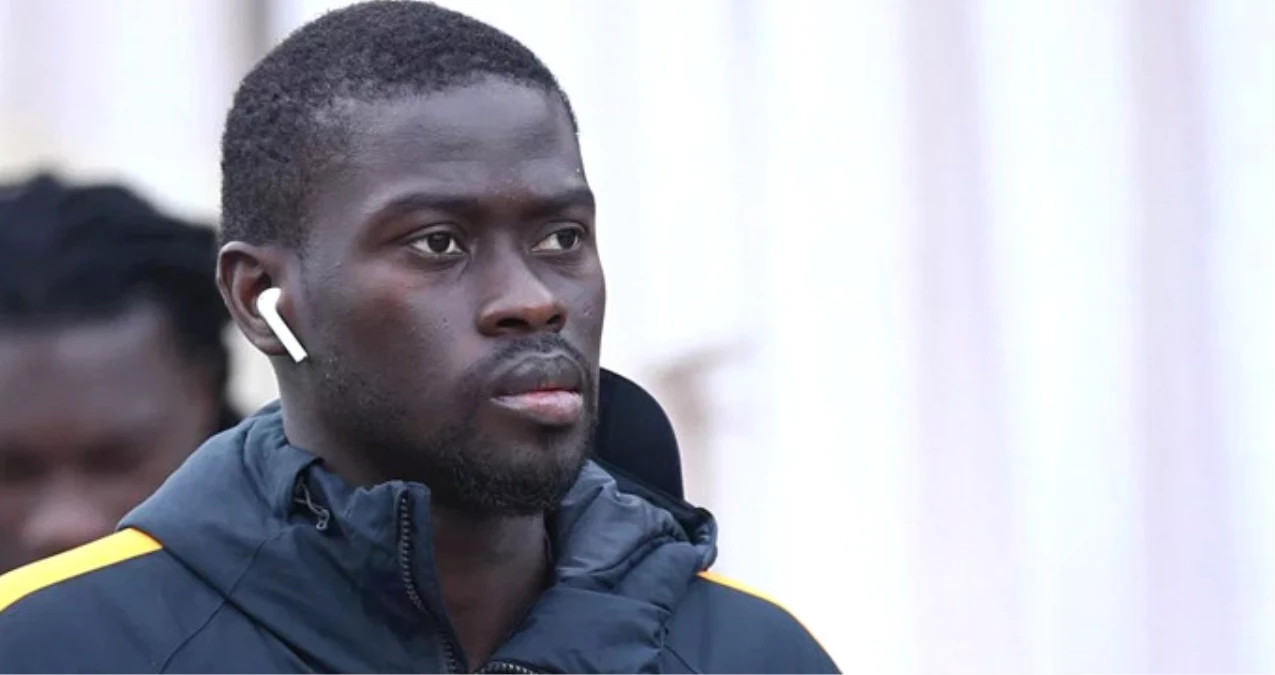 Galatasaray\'dan Ndiaye\'ye Mesaj: Yarım Kalan İşini Tamamla