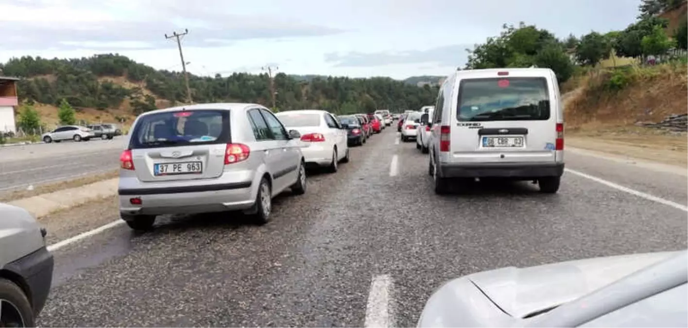 Kahramanmaraş\'ta Bayram Dönüşü Trafik Yoğunluğu