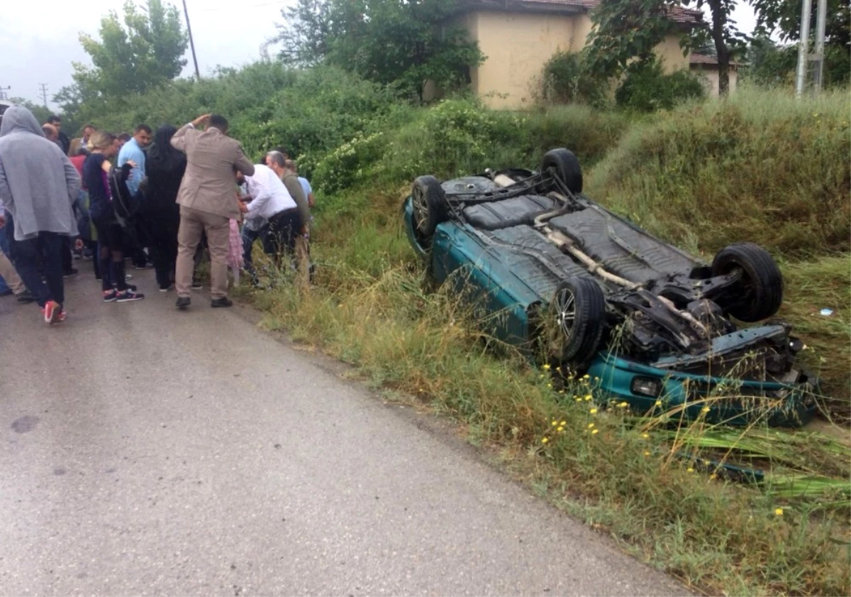 Karabük\'te Trafik Kazaları: 7\'si Çocuk 16 Yaralı