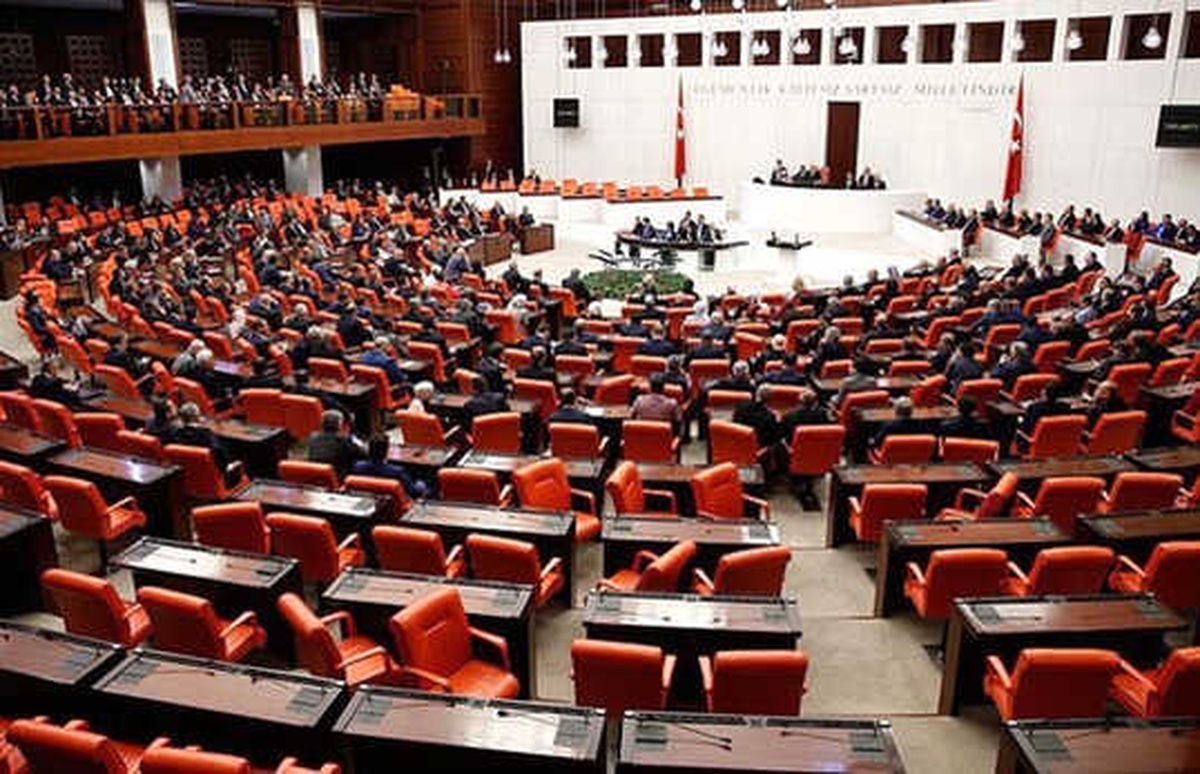 Meclis Yeni Döneme Hazırlanıyor