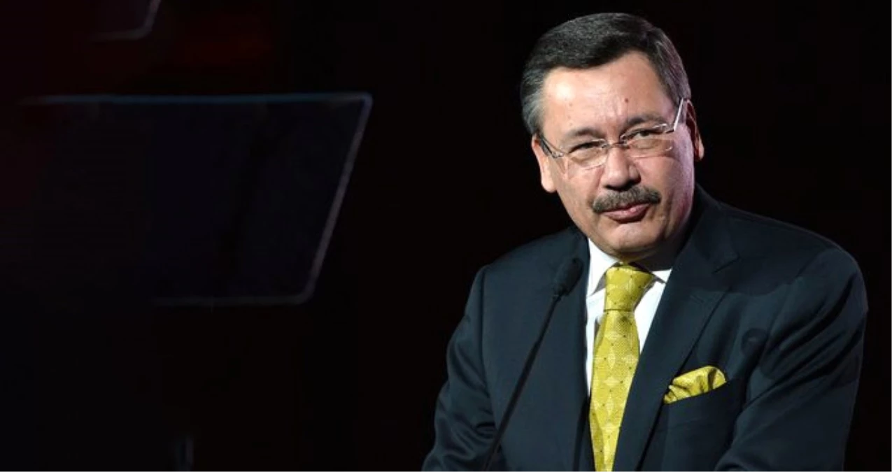 Melih Gökçek\'ten Dikkat Çeken Mesaj: Titretiyorsun İstanbul